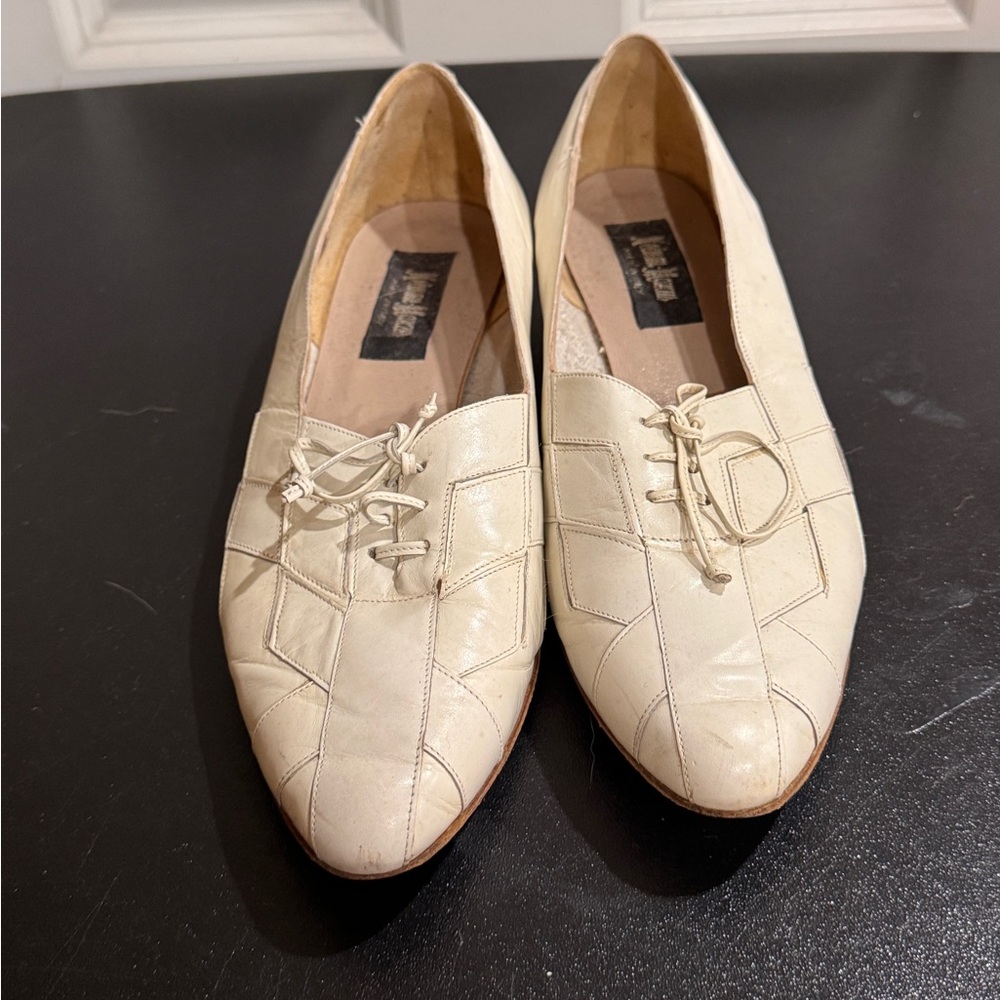 Neiman Marcus White Leather Flats  size 8.5